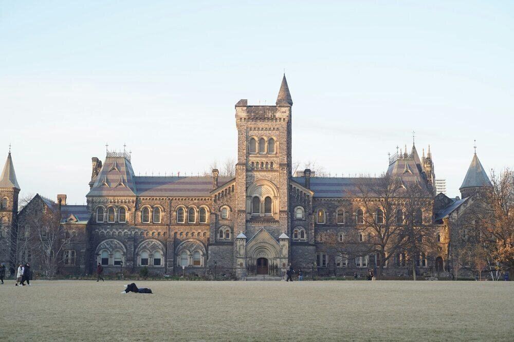Five Pharmacy Student Research Teams Earn U of T COVID-19 Funding
